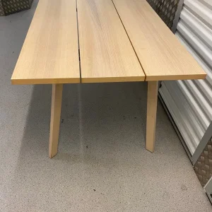 IKEA YPPERLIG TABLE. Free delivery!!! - Image 3