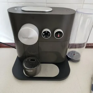 Nespresso coffee machine - Image 2