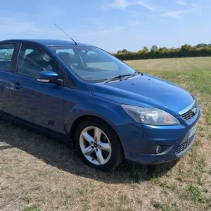 Ford Focus ZETEC diesel 5 door hatchback Hpi clear clean blie - Image 8