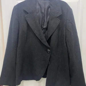 Charcoal grey blazer