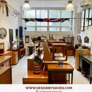 Vintage Side Table Plant Stand - Image 8