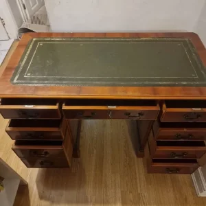 3 piece Oak Dresser/Dressing table - Image 3