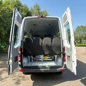 2018 Mercedes Benz Sprinter 2.1cdi 6spd Mwb HighRf 13 Seat Minibus _Only 28k Mls - Image 6