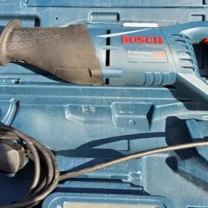 REDUCED: Bosch Professional Reciprocating Saw GSA 1100 E + Robust Carrying Case and blades - Image 4