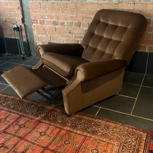 Schreiber retro reclining armchair. - Image 2
