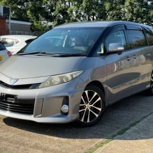 2012 Toyota Estima AERAS 2.4 LITRE AUTO ULEZ 12-12 FRESH IMPORT VERIFIED MILES , FINANCE AVAIL MP... - Image 3