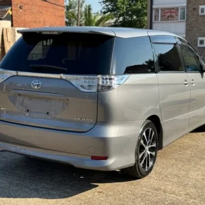 2012 Toyota Estima AERAS 2.4 LITRE AUTO ULEZ 12-12 FRESH IMPORT VERIFIED MILES , FINANCE AVAIL MP... - Image 5