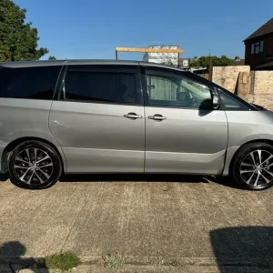 2012 Toyota Estima AERAS 2.4 LITRE AUTO ULEZ 12-12 FRESH IMPORT VERIFIED MILES , FINANCE AVAIL MP... - Image 6