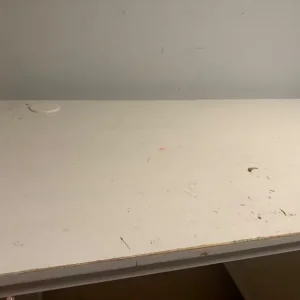 White desk - Image 5