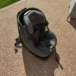 Swivel Maxicosi Axis sFix baby seat - Image 4