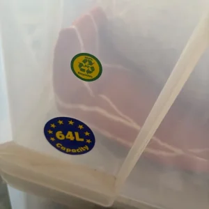 4 x large storage boxes with clip-on lids - Image 2