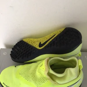 Nike football boots - Image 2