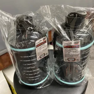 Sports and gym bottle - Image 4