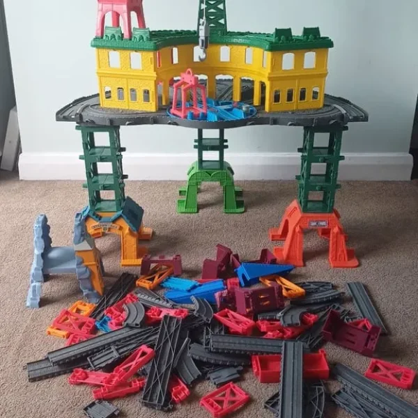 Thomas super station