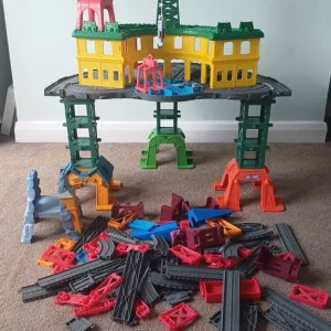 Thomas super station