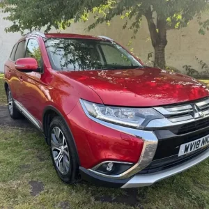 2018 Mitsubishi Outlander 2.2 DI-D 4 SUV 5dr Diesel Manual 4WD Euro 6 (s/s) (147 ps) ESTATE Diese... - Image 4