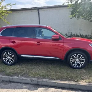 2018 Mitsubishi Outlander 2.2 DI-D 4 SUV 5dr Diesel Manual 4WD Euro 6 (s/s) (147 ps) ESTATE Diese... - Image 6