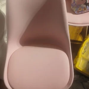 A set of of three pink and wooden legged chairs - Image 2