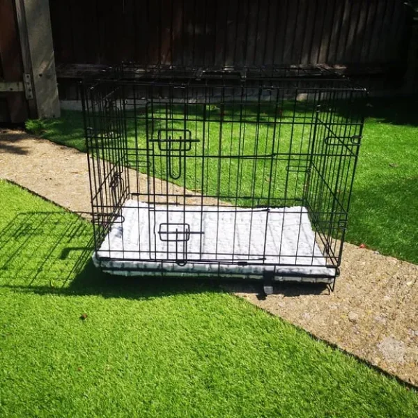 Medium dog crate
