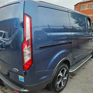 2021 Ford Transit Custom 300 ACTIVE L1H1 ECOBLUE 170 ( Twin Doors) Panel Van Diesel Manual - Image 8