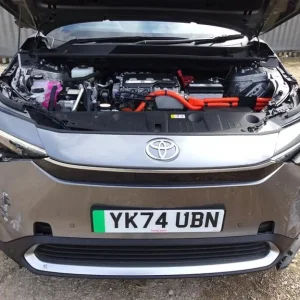 2024 74 REG TOYOTA BZ4X VISION AWD ELECTRIC AUTO DAMAGED REPAIRABLE SALVAGE - Image 8