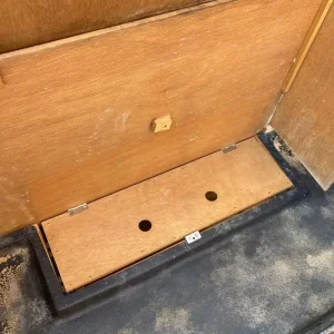 Guinea pig hutch x2 - Image 7