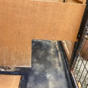 Guinea pig hutch x2 - Image 8