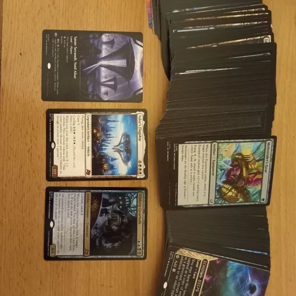 220+ Magic the Gathering cards - 3 Mythic, multiple rares