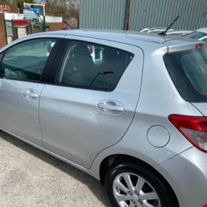 2011 Toyota Yaris VVT-I TR Hatchback Petrol Automatic - Image 3
