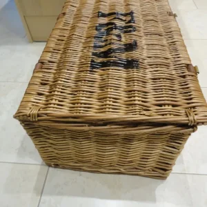 Fortnum & Mason Hamper with handle at front and logo at the top - Image 5