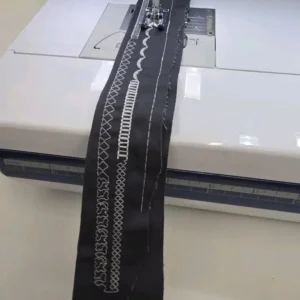 Brother Innov-is V5LE Sewing Embroidery Machine - Image 6