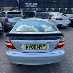 2006 Mercedes-Benz C-Class 1.8 Kompressor SE 2dr Coupe Petrol Automatic - Image 7