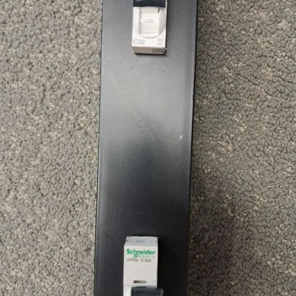 63amp commando plug 8 socket PDU for computer rack