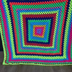 New handmade crochet blanket-throw Approx 40 inches square