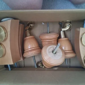 LAURA ASHLEY SOFA FEET