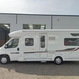 AUTOCRUISE STAR TRAIL 4 BERTH 10 PLATE - Image 4