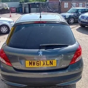 2012 Peugeot 207 1.4 Sportium 5dr HATCHBACK Petrol Manual - Image 8