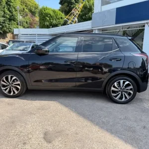 SsangYong Tivoli 1.5P Ultimate Auto 5dr - H/LEATHER- FFSH Petrol - Image 2