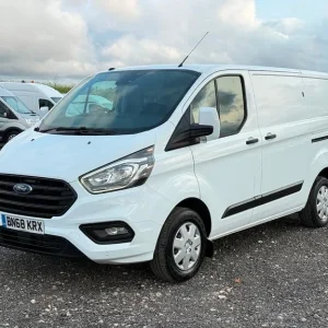 2018 Ford Transit Custom 2.0 280 EcoBlue Trend Panel Van 5dr Diesel Manual L1 H1 Euro 6 (105 ps) ... - Image 3