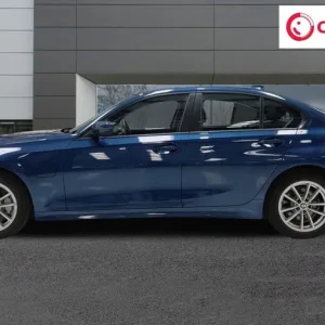 2021 21 BMW 3 SERIES 2.0 330E 12KWH SE PRO SALOON 4DR PETROL PLUG-IN HYBRID AUTO - Image 3