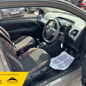 Citroen C1 FEELSERVICE HISTORY+ 2 KEYS+ BLUETOOTH+LOW INSURANCE+3M WARRANTY - Image 2