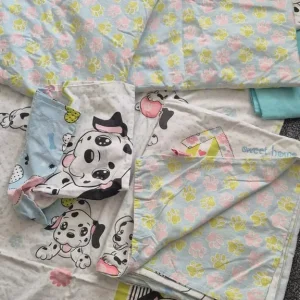 Cot bed pillow, cover and sheet Have 2 - Image 4