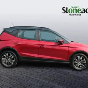 2024 SEAT Arona 1.0 TSI SE Technology 5-door Hatchback - Image 2