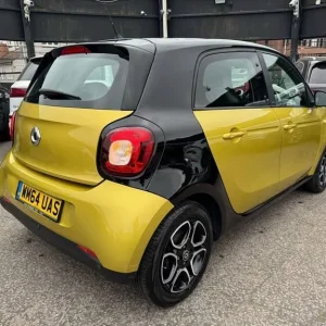 2015 smart forfour 1.0 Prime (Premium) Euro 6 (s/s) 5dr Hatchback Petrol Manual - Image 4
