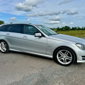 Mercedes-Benz, C CLASS, Estate, 2011, Manual, 2143 (cc), 5 doors - Image 2