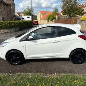 2016 Ford Ka 1.2 Zetec White Edition 3dr HATCHBACK Petrol Manual - Image 3