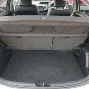 2013 Toyota Yaris 1.5 VVT-h T Spirit Hatchback 5dr Petrol Hybrid CVT Euro 5 (101 ps) Hatchback PE... - Image 8