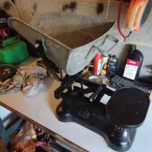 Scales old heavy duty good condition good working order - Image 2