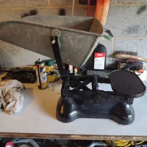 Scales old heavy duty good condition good working order - Image 3