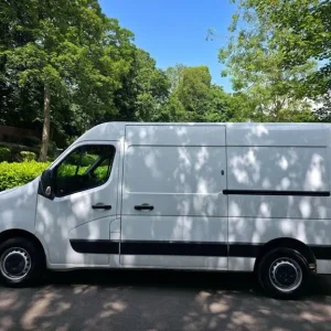 2022 Renault Master 3.5T FWD 2.3 DCI 135 MM BUSINESS Panel Van Diesel Manual - Image 4